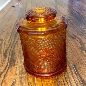 Vtg Tiara Indiana Glass Amber Biscuit Jar Canister With Lid  7-1/2" 10281